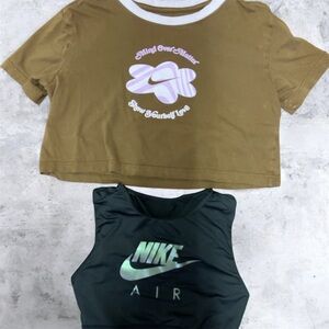 Great deal Bundle Nike Cropped  Top XS & 2 layered Sport bra XS